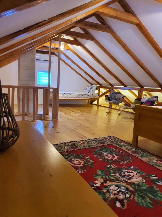 Village House Dunja ヴィルパザル エクステリア 写真