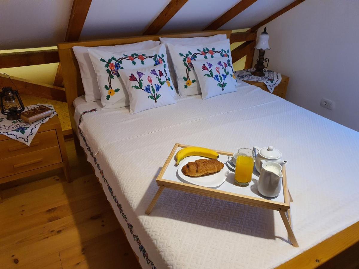 Village House Dunja ヴィルパザル エクステリア 写真